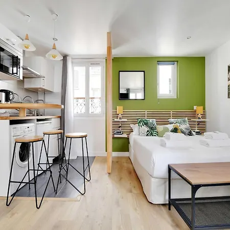 Charming - 2p - Sentier Apartment